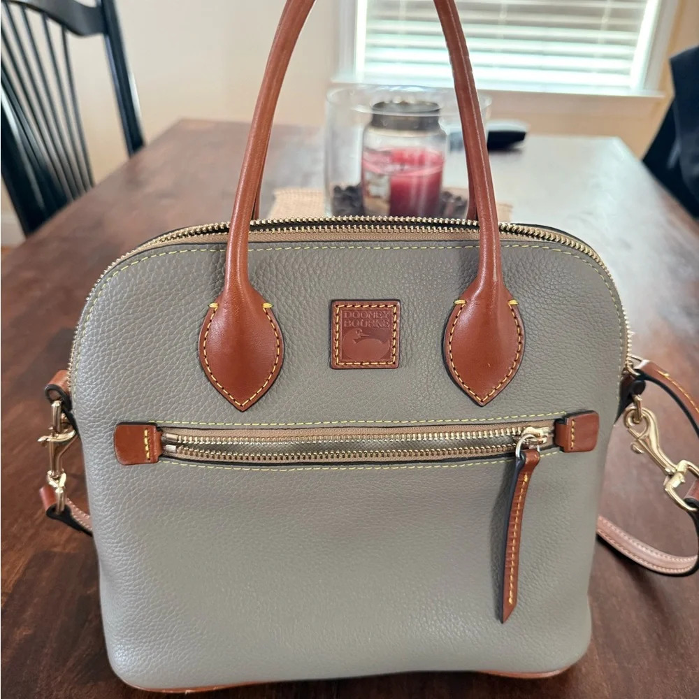 Dooney and Bourke Elegant Gray and Brown tote crossbody Handbag EUC - Picture 11 of 11